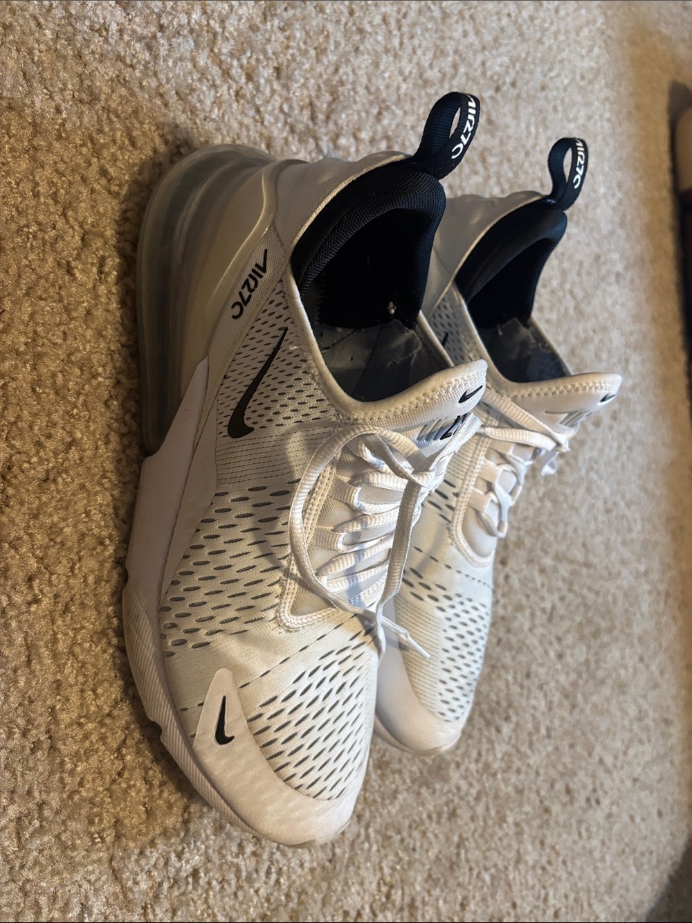 Nike Men's Air Max 270 Sneakers - White/Black